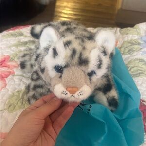 Plush Snow Leopard Stuffed Animal - White & Gray